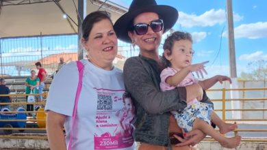 Decisao Judicial Paraguacu Paulista Doenca Rara Deficiencia Femoral Congenita Bilateral Tutela de Urgencia Tratamento Cirurgico Saude Publica Juiz Luis Fernando Vian