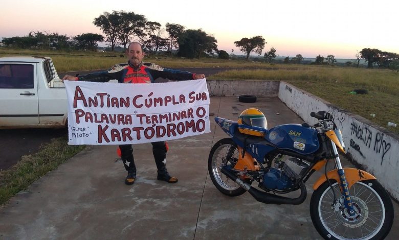 Paraguacu Paulista Kartodromo Prefeito Antian Tusuca Sam Tuzuca Protesto Cobranca Obra Inacabada Automobilismo