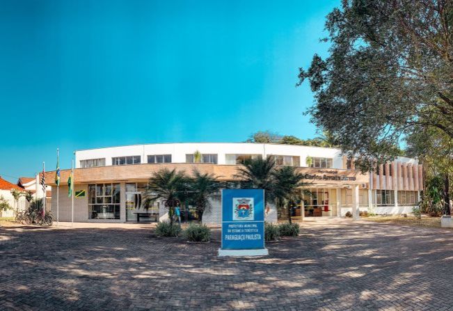 TCU alertou Paraguaçu sobre desequilíbrio fiscal antes de cortes; cidade gastou R$ 3 milhões em shows e aumentou salários de prefeito e vereadores 1 Prefeitura de Paraguacu