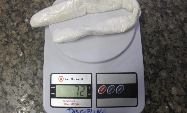 Penitenciária de Paraguaçu Paulista e Outras Unidades da Região Oeste Registram Apreensões de Drogas com Visitantes 1 VisitanteflagradacomporcaodedroganaPenitenciariadeIrapuru