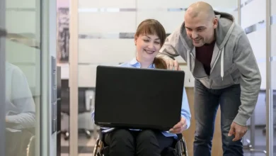 São Paulo investe em inclusão social com 4 novos centros de tecnologia assistiva. Equipados com recursos inovadores, os centros promoverão a educação inclusiva, o esporte paralímpico e jogos adaptativos, impulsionando a autonomia de pessoas com deficiência.