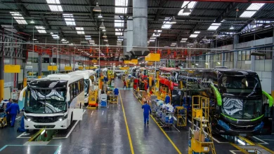 Marcopolo desenvolve versão europeia do icônico ônibus Paradiso G8 1200 para atender a crescente demanda por ônibus modernos e eficientes no continente.