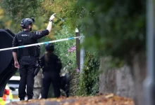Pai do homem responsável pelo ataque à sinagoga em Manchester celebra os ataques do Hamas contra Israel em suas redes sociais, expressando apoio ao movimento palestino e criticando a falta de apoio árabe.