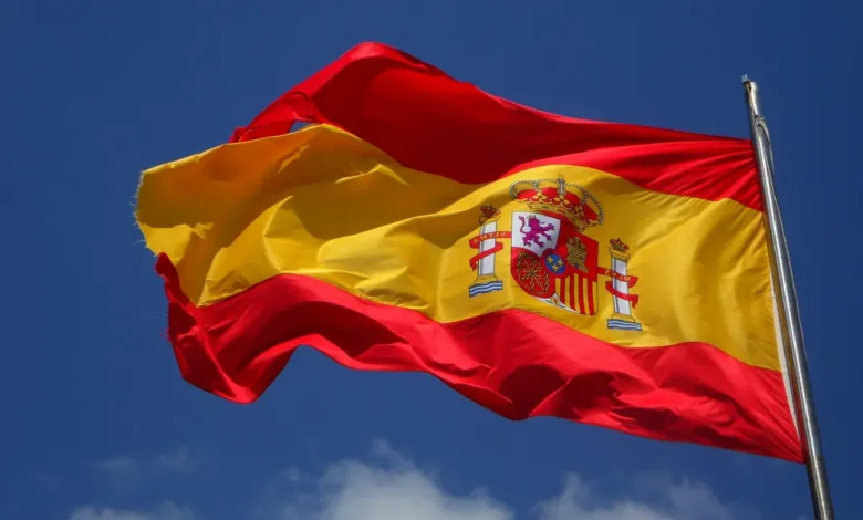 Expira prazo da Lei de Memória Democrática na Espanha, afetando descendentes de imigrantes que buscaram cidadania com base na herança cultural e histórica da Espanha.