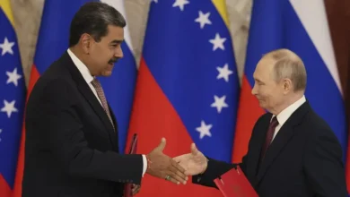 Rússia ratifica Tratado de Associação Estratégica com a Venezuela, fortalecendo colaboração em áreas como política, economia e segurança.