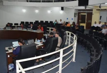 Câmara Municipal discute e aprova projetos de lei na 18ª Sessão Ordinária, com veto total rejeitado em dois projetos de autoria do Vereador Ricardo Rio.