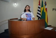 A AFAGA, instituição de apoio a gestantes adolescentes, apresenta-se à Câmara Municipal de Paraguaçu Paulista, oferecendo benefícios e orientações gratuitas.