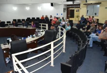 Vereadores de Paraguaçu Paulista apresentam requerimentos para obter informações sobre temas importantes que afetam a população do município, como transporte de artistas e contaminação de águas.