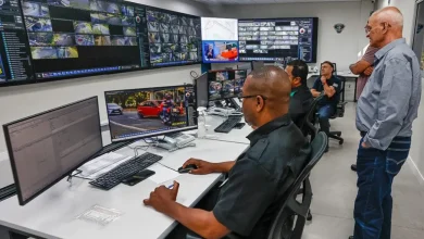 Sistema de Segurança Avançado da Universidade 2 A USP adota um sistema de monitoramento avançado com câmeras, drones e inteligência artificial para garantir a segurança da comunidade universitária e detectar eventos suspeitos com antecedência.