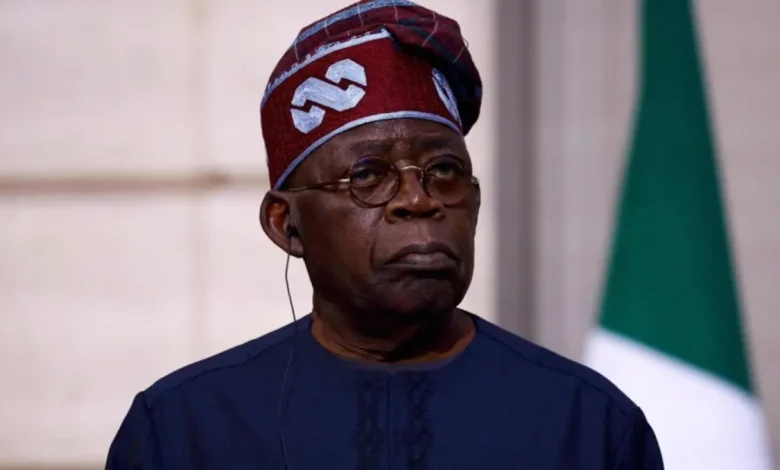 Um pastor anglicano e sua família foram brutalmente assassinados por extremistas na Nigéria, após um sequestro de um mês. A comunidade internacional deve se unir para apoiar a Nigéria em sua luta contra a violência e a perseguição a cristãos.