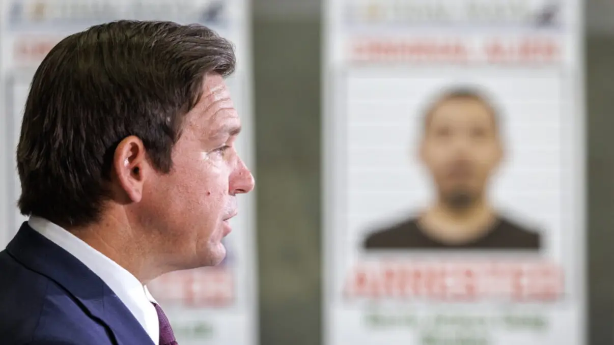 Execução de Bryan Fredrick Jennings em 2025 eleva número de pena de morte na Flórida 14 Execução de Bryan Fredrick Jennings em 2025 marca mais uma pena de morte na Flórida. Condenado por estupro e assassinato, ele foi executado por injeção letal. O estado elevou para 16 o número de execuções no ano.