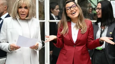 Brigitte Macron e estilistas brasileiros se reúnem em evento investido pelo Apex 2 Apex investiu R$ 344.462,40 em evento que reuniu estilistas brasileiros e Brigitte Macron, parte de uma agenda empresarial da missão oficial do governo brasileiro à França.