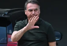 STF recebe habeas corpus em favor de Jair Bolsonaro, solicitando revogação de medidas cautelares impostas após prisão preventiva por suposto plano de golpe de Estado.