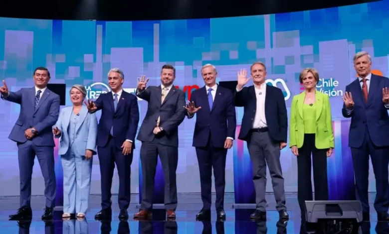 Debate presidencial no Chile: candidatos discutem operação policial no Rio de Janeiro e propostas para segurança pública.