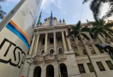A Universidade de São Paulo enfrentará desafios financeiros em 2026, com um orçamento limitado e dependência em relação ao fisco.