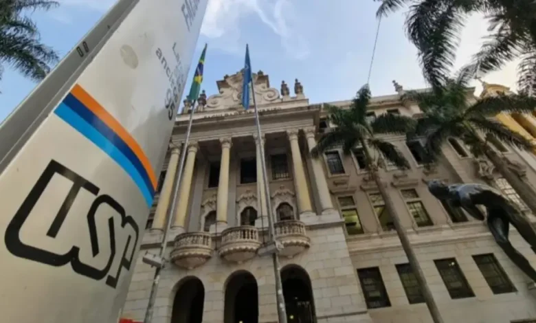 A Universidade de São Paulo enfrentará desafios financeiros em 2026, com um orçamento limitado e dependência em relação ao fisco.