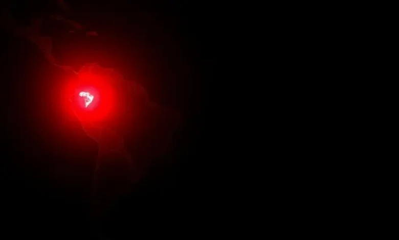 O Brasil concentra 90% de ataques cibernéticos na América Latina, com o mercado financeiro sendo um dos principais alvos. Ataques à cadeia de suprimentos e uso de inteligência artificial ampliam a exposição a golpes digitais.