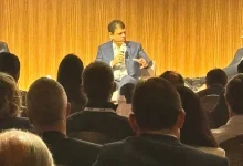 O governador de São Paulo, Tarcísio de Freitas, apresenta plano nacional para o Brasil, criticando a atual situação política e prometendo um novo rumo para o país.