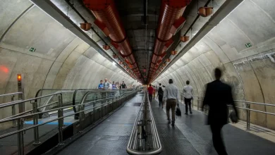 Metrô de São Paulo fica aberto 24h aos sábados até fevereiro de 2026, melhorando mobilidade e acessibilidade.