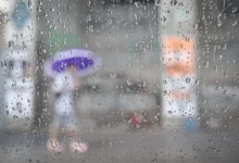 Chuvas fortes atingem o oeste do estado, causando alagamentos e estragos significativos. A Defesa Civil trabalha para ajudar a população afetada, minimizando o impacto das chuvas.