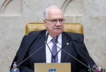 Código de conduta para tribunais superiores é proposta do ministro Edson Fachin para regular declarações públicas e restrições à participação dos magistrados em entrevistas.