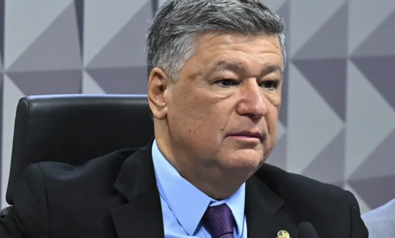 CPMI liderada pelo senador Carlos Viana continua a investigar esquema de descontos associativos fraudulentos que afeta milhares de trabalhadores brasileiros, pedindo prorrogação da investigação por 60 dias.