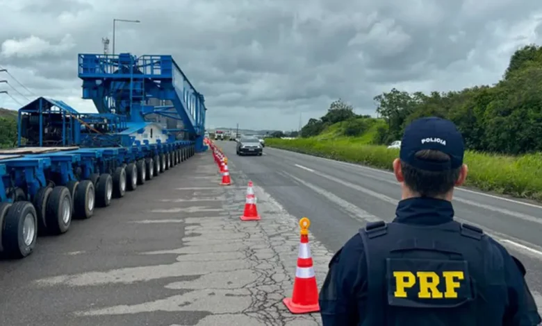 A Polícia Rodoviária Federal lança a Operação Ano Novo para reduzir mortes no trânsito e combater violência nas rodovias federais com um lema claro: tolerância zero à mistura de álcool e direção.