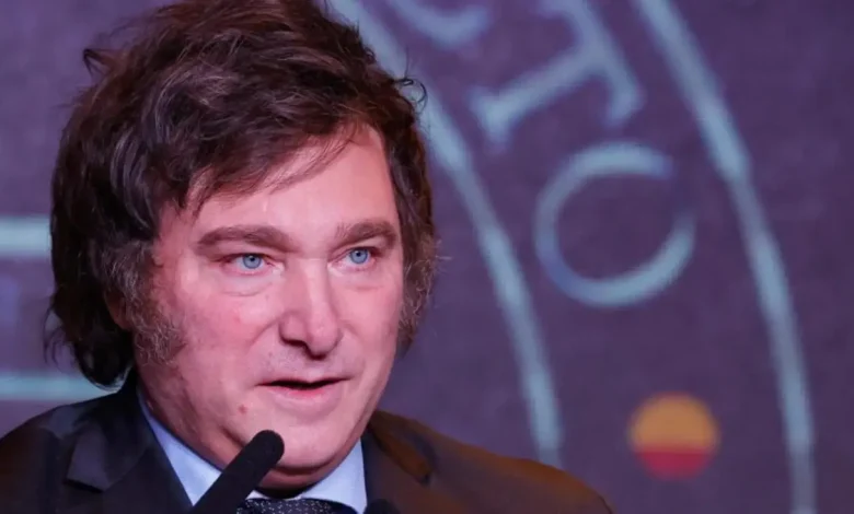 "O presidente da Argentina, Javier Milei, propõe alinhamento com os EUA na Venezuela, divergindo da visão do Brasil e outros países do Mercosul."