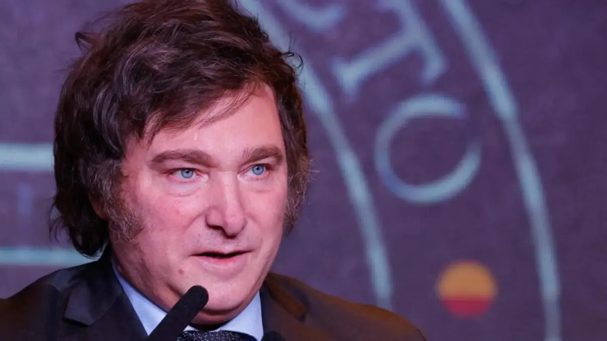 Javier Milei propõe alinhamento da Argentina com os EUA na Venezuela 14 "O presidente da Argentina, Javier Milei, propõe alinhamento com os EUA na Venezuela, divergindo da visão do Brasil e outros países do Mercosul."