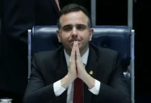 Folha de Paraguaçu explora a delicada tramitação do novo Código Civil. O projeto de Pacheco enfrenta debates e desafios em 2026, ano eleitoral.