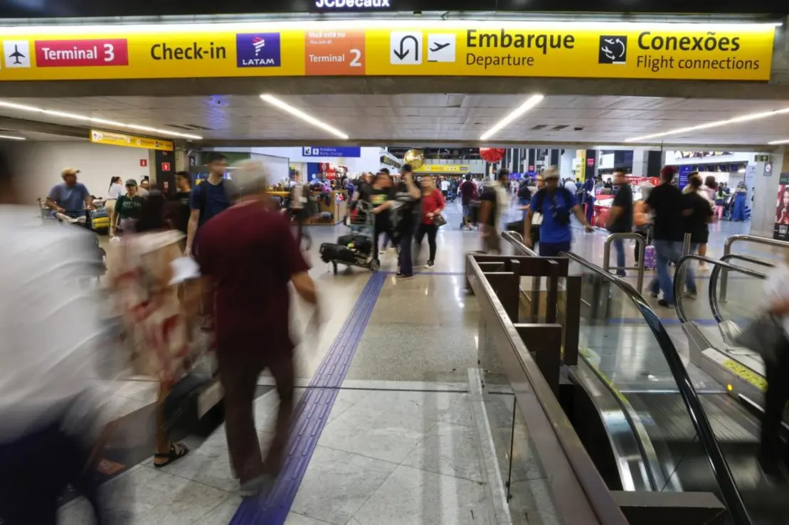 São Paulo bate recorde de turistas internacionais com 2,8 milhões de visitantes em um ano, fortalecendo sua posição como principal porta de entrada do Brasil.