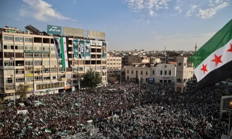 Forças leais a Bashar al-Assad formam milícias secretas para desestabilizar novo governo sírio, ameaçando a estabilidade do país em transição.