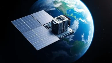 A Inteligência Artificial em Órbita: Corrida por Processamento em Espaço 2 A corrida para levar a inteligência artificial ao espaço acelera, com Google, Amazon e xAI desenvolvendo projetos para processamento de IA em órbita terrestre, impulsionados pela demanda por modelos cada vez maiores e a saturação energética dos data centers.