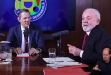 Fernando Haddad, ministro da Fazenda, anunciou sua saída em fevereiro de 2026, para se concentrar na campanha à reeleição de Lula da Silva, garantindo transição suave da equipe econômica.