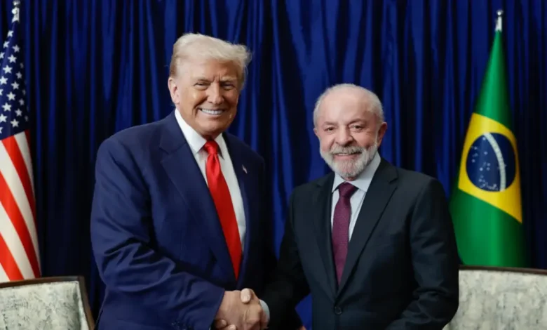 Presidente Lula conversa com Trump sobre retirada de tarifaço e cooperação contra crime organizado internacional.