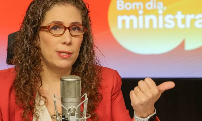 Ministra da Gestão e Inovação confirma que as eleições não afetarão nomeação de aprovados no Concurso Nacional Unificado. Calendário do CPNU 2 foi planejado para evitar conflito com o defeso eleitoral.