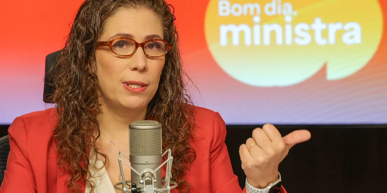 Concurso Nacional Unificado: Ministra Garante Nomeação de Aprovados 14 Ministra da Gestão e Inovação confirma que as eleições não afetarão nomeação de aprovados no Concurso Nacional Unificado. Calendário do CPNU 2 foi planejado para evitar conflito com o defeso eleitoral.