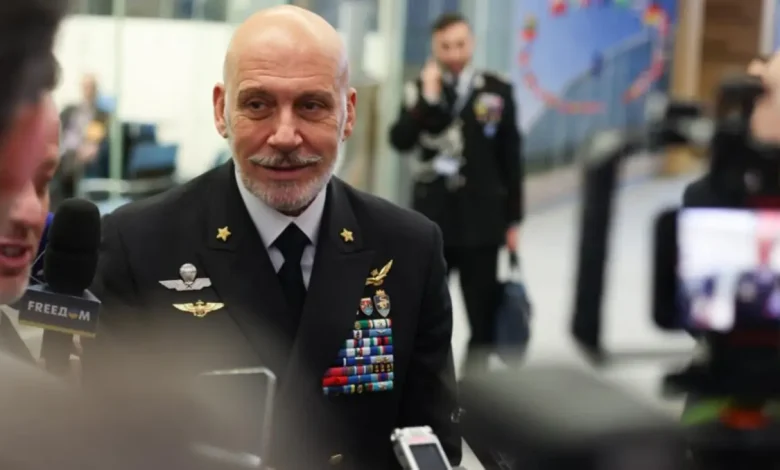 Declaração de almirante da Otan sobre ataque preventivo à Rússia provoca crise diplomática e escalada de tensões na região.