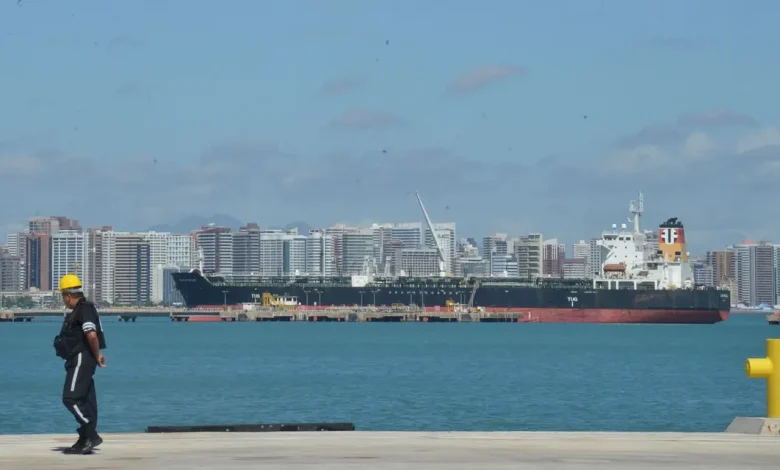 O Ciclo Ceará Carnavalesco 2026 começa em 29 de janeiro no Theatro José de Alencar, com homenagem a Maria Lúcia e Maria de Fátima Marcelino.