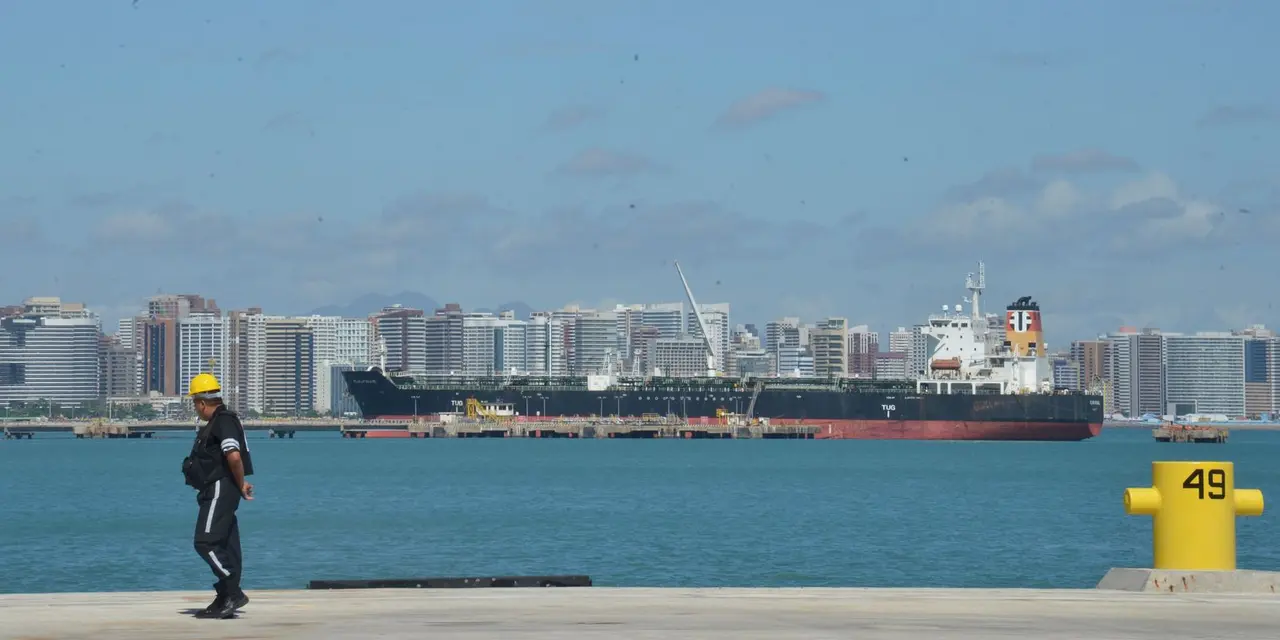 O Ciclo Ceará Carnavalesco 2026 começa em 29 de janeiro no Theatro José de Alencar, com homenagem a Maria Lúcia e Maria de Fátima Marcelino.