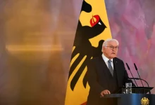 O presidente da Alemanha, Frank-Walter Steinmeier, critica duramente a política externa dos EUA, especialmente em relação à Venezuela, e defende a cooperação internacional.