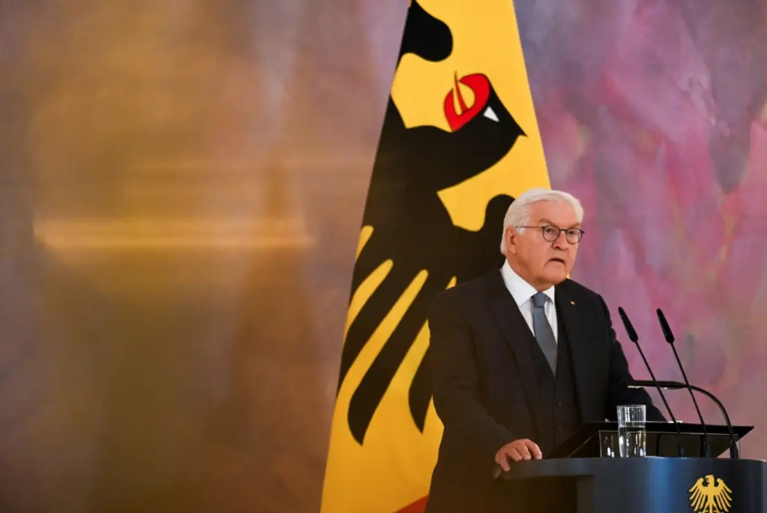 O presidente da Alemanha, Frank-Walter Steinmeier, critica duramente a política externa dos EUA, especialmente em relação à Venezuela, e defende a cooperação internacional.