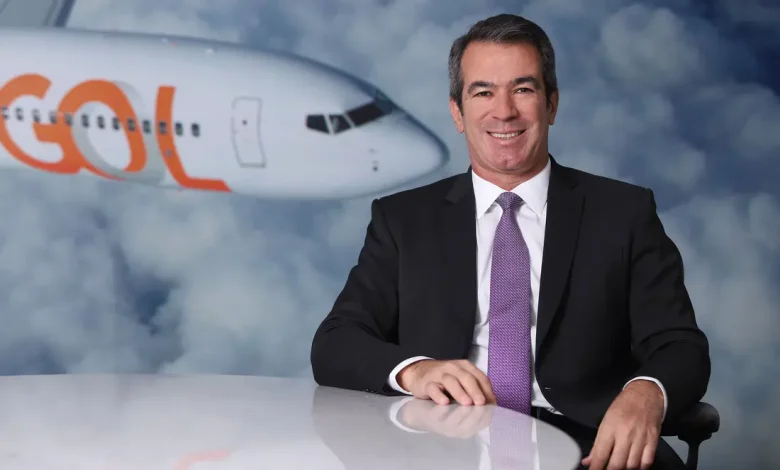 Constantino Júnior, visionário empresário, faleceu recentemente. Ele revolucionou o setor aeroespacial brasileiro com a criação da Gol e deixou um legado inesquecível na história da aviação nacional.