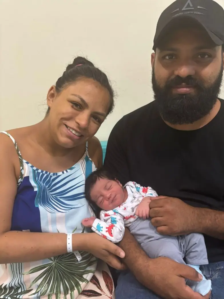 Conheça Anthony Miguel, o primeiro bebê a nascer em Cândido Mota em 2026. Acompanhe a emocionante chegada que trouxe renovação e alegria para a cidade e seus pais. Leia na Folha de Paraguaçu.