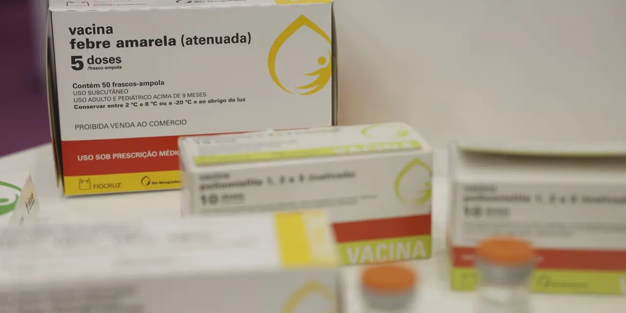 Campanha de Vacinação Contra a Febre Amarela em Goiás 14 Campanha de vacinação contra a febre amarela em Goiás, este sábado: faixa etária de 9 meses a 59 anos pode se vacinar de graça pelo SUS.