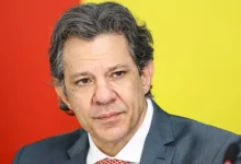 O ministro da Fazenda, Fernando Haddad, confirmou que deixará o governo em janeiro, afirmando que a saída é para garantir uma transição organizada e permitir que seu substituto prepare medidas econômicas estratégicas.