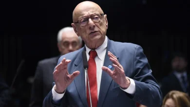 Senadores divergem sobre projeto de anistia ampla e irrestrita após veto de Lula ao projeto da dosimetria, afetando ex-presidente Jair Bolsonaro e outros condenados por crimes políticos.