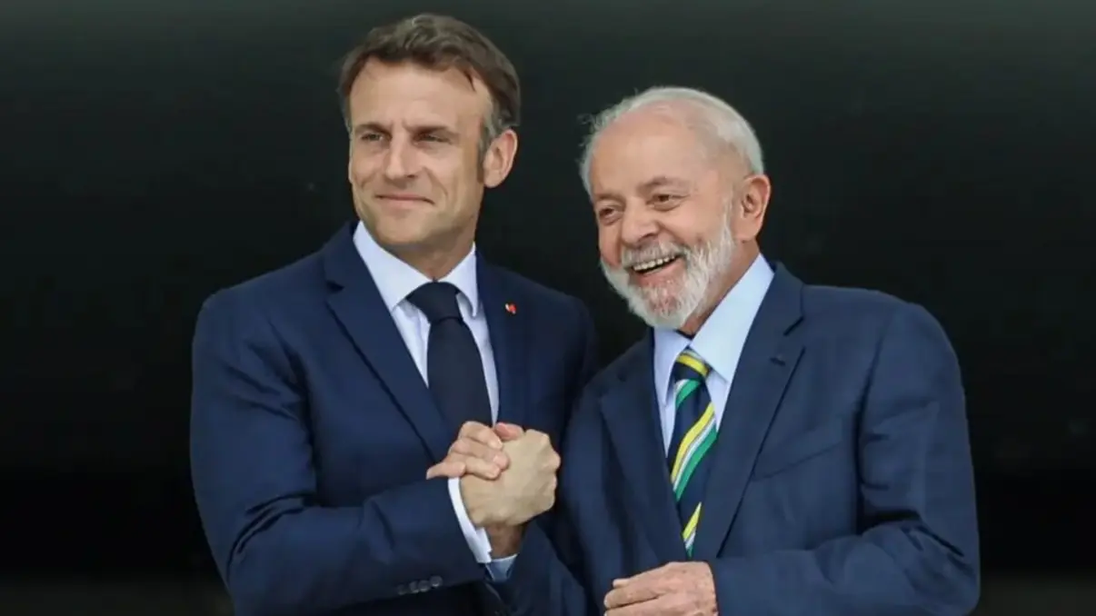 Lula e Macron condenam ação militar dos EUA em Venezuela, defendem paz e estabilidade na América do Sul e no mundo.