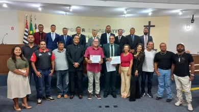 A Câmara de Paraguaçu Paulista homenageia a Secretaria de Esportes e Lazer e Júlio César de Almeida por gestão inclusiva e o projeto 'Esporte que Alimenta'. Saiba mais!