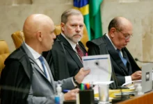 Marcel Van Hattem, líder do partido Novo, critica a nota conjunta do STF como "blindagem institucional", afirmando que a medida visa abafar o caso Master e restaurar a credibilidade das instituições.